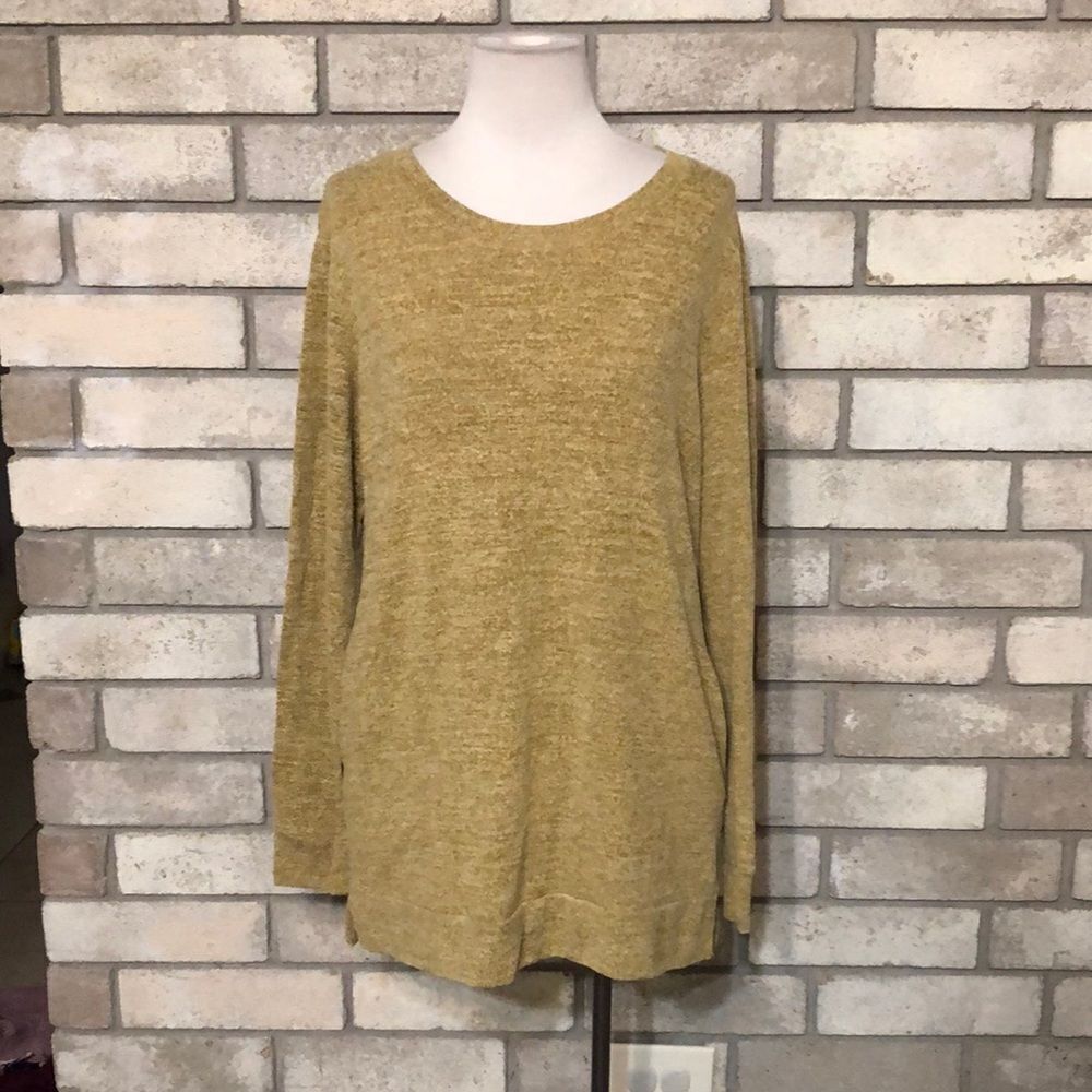 3for$20 multi blend top long sleeve medium